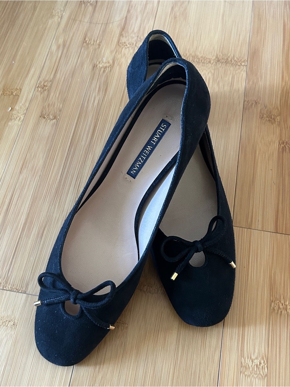 Stuart Weitzman Black Suede Gabby Heel Pumps Size 8 Classic Chic Quiet Luxury